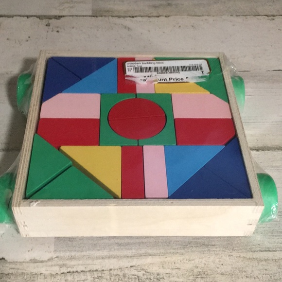 Ankyo Development Learn & Play Wooden Building Blocks in pull wagon with wheels - Picture 1 of 4